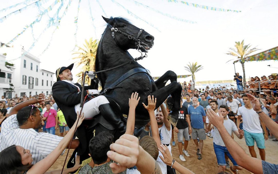 Sant Antoni festival Fornells